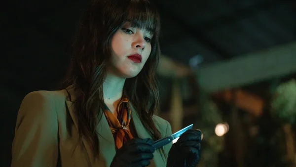 Dalah: Vụ án mạng và những bông hoa (Dalah: Death and the Flowers)